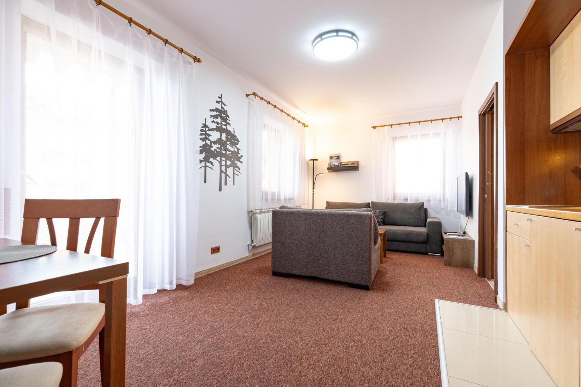 Family & Friends Apartment فيلكا لومنيكا المظهر الخارجي الصورة